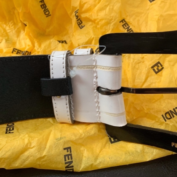NWOT Fendi White Leather Belt - Picture 6 of 8